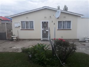 3 Bed House in Eldorado Park