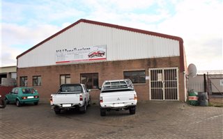 600 m² Commercial space in Hartenbos