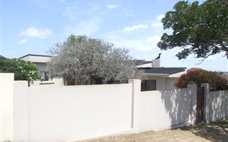 3 Bedroom House in Glenhurd