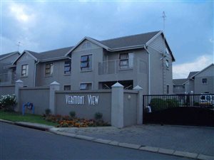 2 Bed Townhouse in Meyersdal