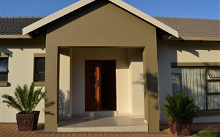 3 Bedroom House in Midlands Estate