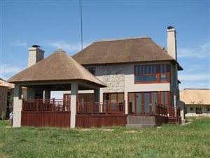 5 Bed House in Miravaal