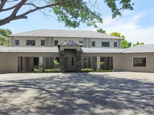 3 Bed Townhouse in Rietfontein