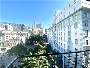 2 Bed Apartment in City Bowl