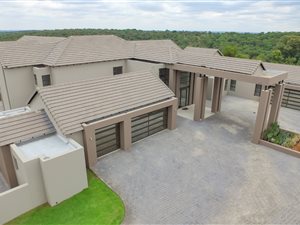 7 Bed House in Sable Hills Waterfront Estate