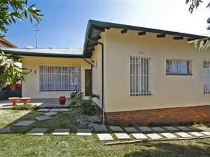 4 Bed House in Orange Grove