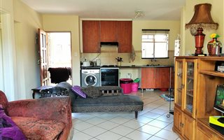 3 Bedroom Flat in Equestria