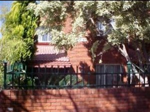 3 Bedroom Townhouse in Aberdeen