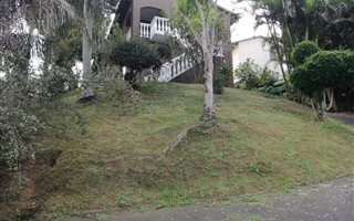 12 Bedroom House in Springfield Park