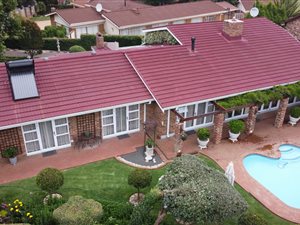 6 Bed House in Panorama