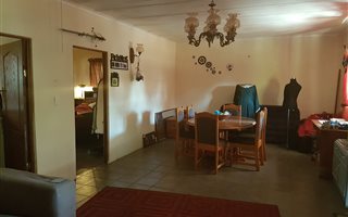 1 Bedroom Garden Cottage in Eldoraigne