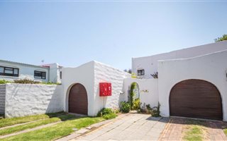3 Bedroom Townhouse in Radloff Park