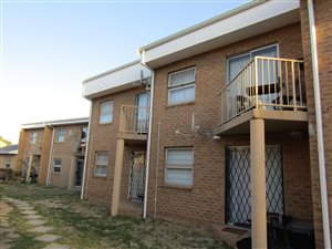 2 Bed Apartment in Oakglen