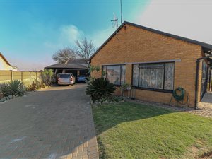 3 Bed House in Modder East