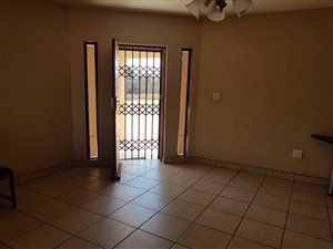 2 Bed Garden Cottage in Pomona AH