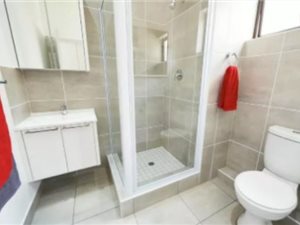 1 Bed Apartment in Fourways