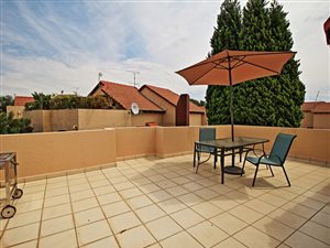 2 Bed Apartment in Bromhof