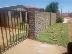 2 Bed House in Orange Farm