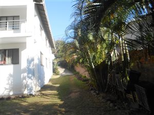 7 Bed House in Silverglen
