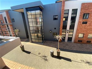 155 m² Office Space in Highveld Techno Park