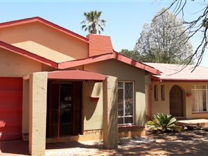 3 Bed House in Declerqville