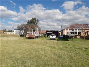 2 ha Land available in Vulcania