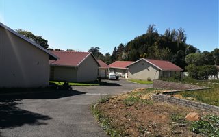 310 m² Land available in Southcrest