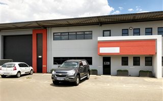 830 m² Commercial space in Brentwood Park