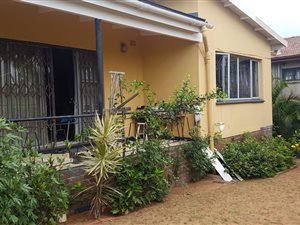 3 Bed House in Merebank