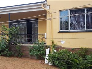 3 Bed House in Merebank