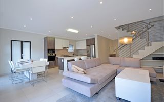 3 Bedroom Cluster in Bryanston