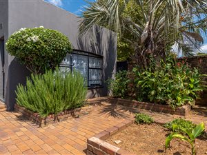 4 Bed House in Glenanda