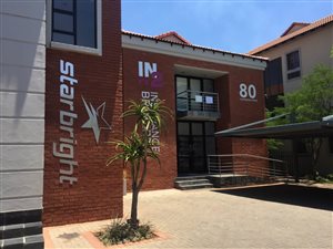 369 m² Office Space in Highveld