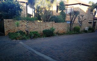 4 Bedroom Duplex in Ruimsig