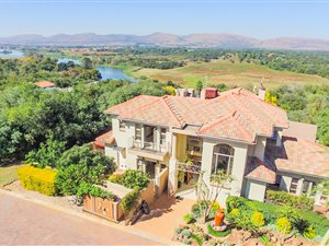 3 Bed House in Magalies Golf Estate