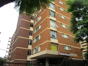1.5 Bed Apartment in Pretoria Central