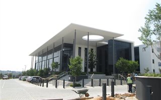 Commercial space in Waterfall Estate
