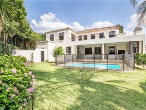 4 Bed House in Dainfern Ridge