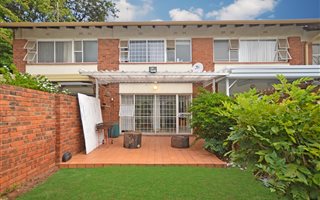 3 Bedroom Duplex in Linden