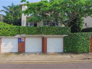 5 Bedroom House in Essenwood