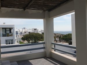 4 Bedroom House in Paradise Beach