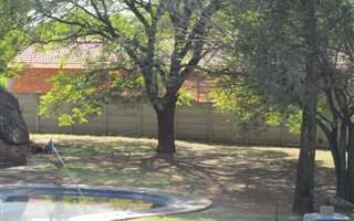 3 Bedroom House in Vanderbijlpark CW5