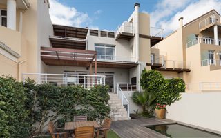 4 Bedroom House in Harbour Island