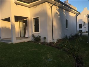2 Bed Townhouse in Zevenwacht Country Estate