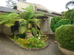 5 Bed House in Heatherlands