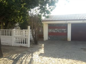 4 Bed House in New Modder