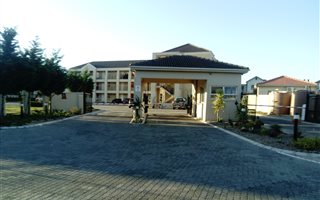 1 Bedroom Apartment in Peerless Park