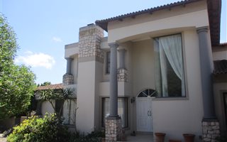 4 Bedroom House in Myburgh Park