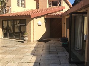 6 Bed House in Bulwer