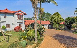 6 Bedroom House in Winston Park